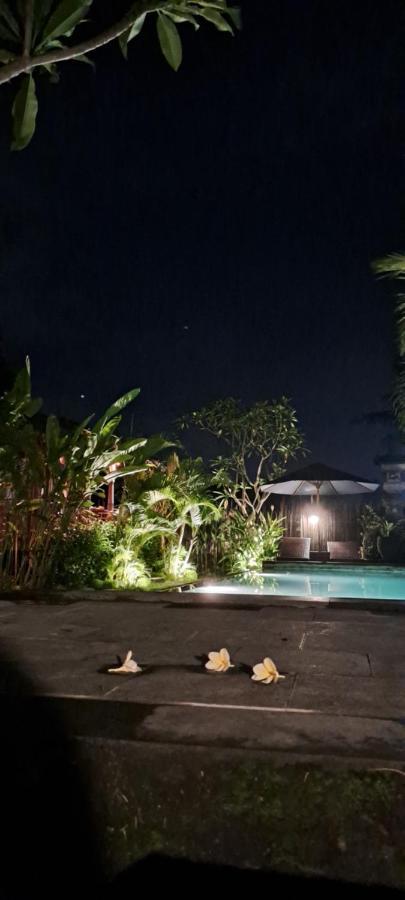 Galang Hari Villa Ubud Exteriör bild